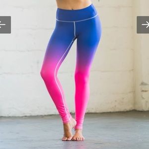 Flexi Lexi yoga pants, purple to pink ombre leggings, EUC, size small